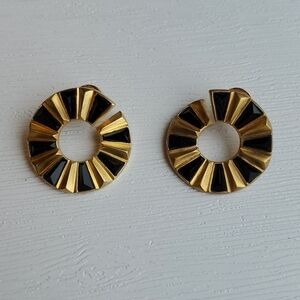 Dean Davidson Abstract Retro Black and Gold Hoop Stud Earrings MCM